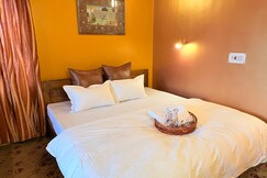 Grand Shamim Resorts full-villa, Srinagar
