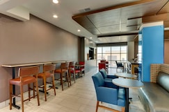 Holiday Inn Express Lake Worth NW Loop 820, Tarrant