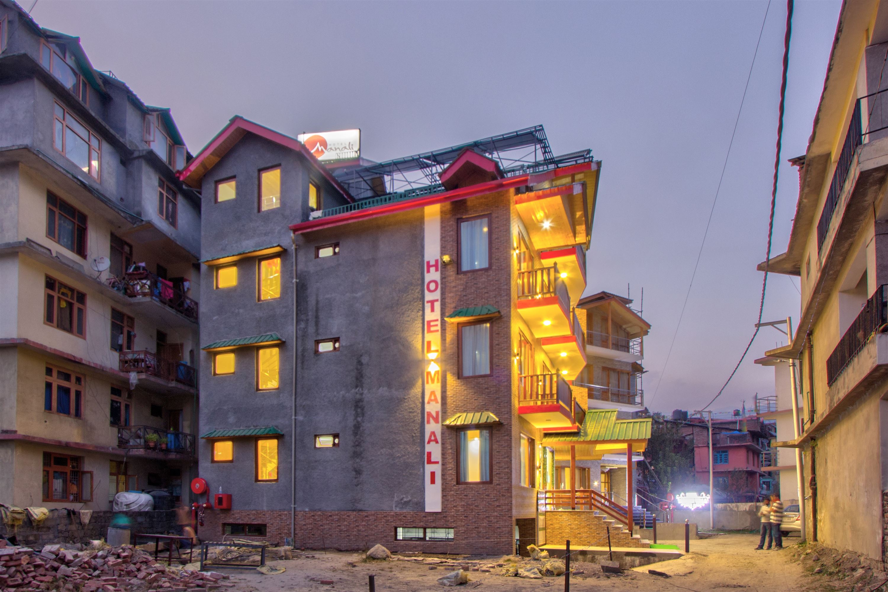 HOTEL MANALI BOUTIQUE - Tap to explore photos