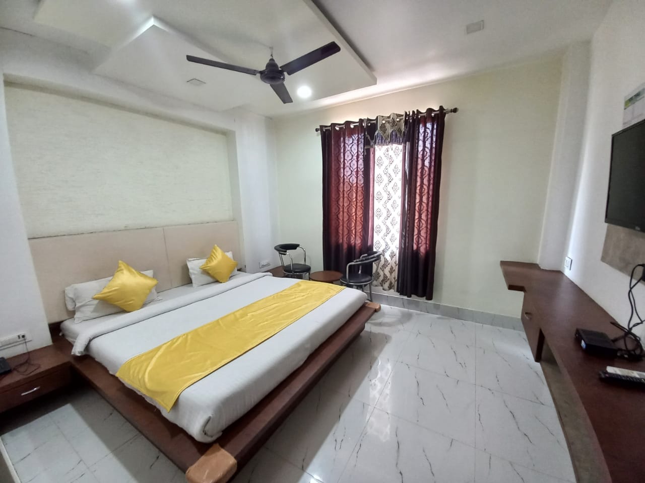 Hotel Ramdham Orchha - Tap to explore photos
