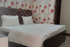 Hotel king palace, Chandigarh