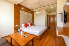 BLACK DIAMOND ZIRKPUR BUSTAND, Zirakpur