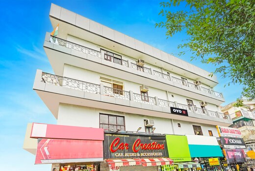 Hotel O Royal Inn