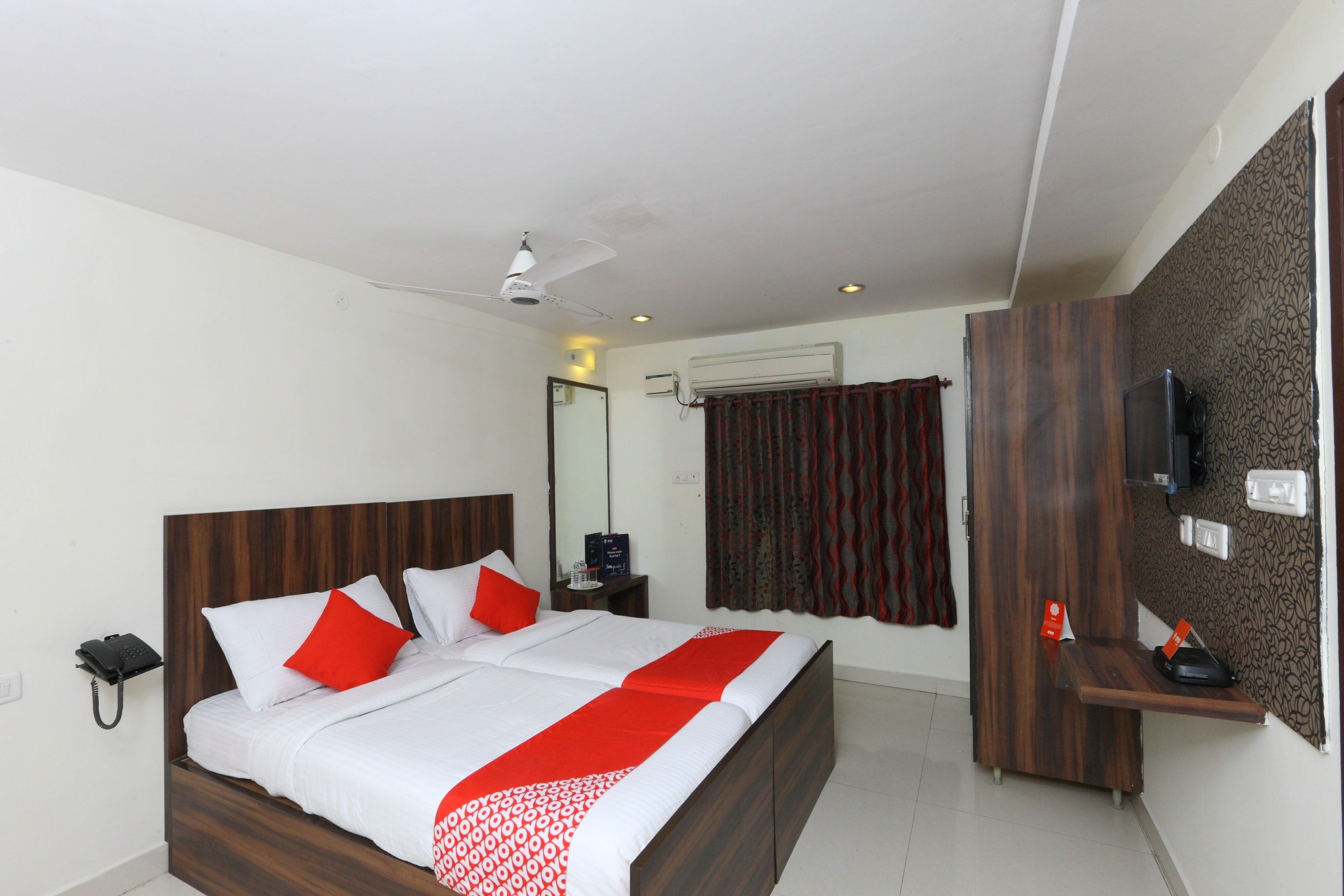 Hotel O The OAKS Residency - Tap to explore photos