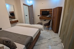 HOTEL R R TRIPATHI, Ayodhya