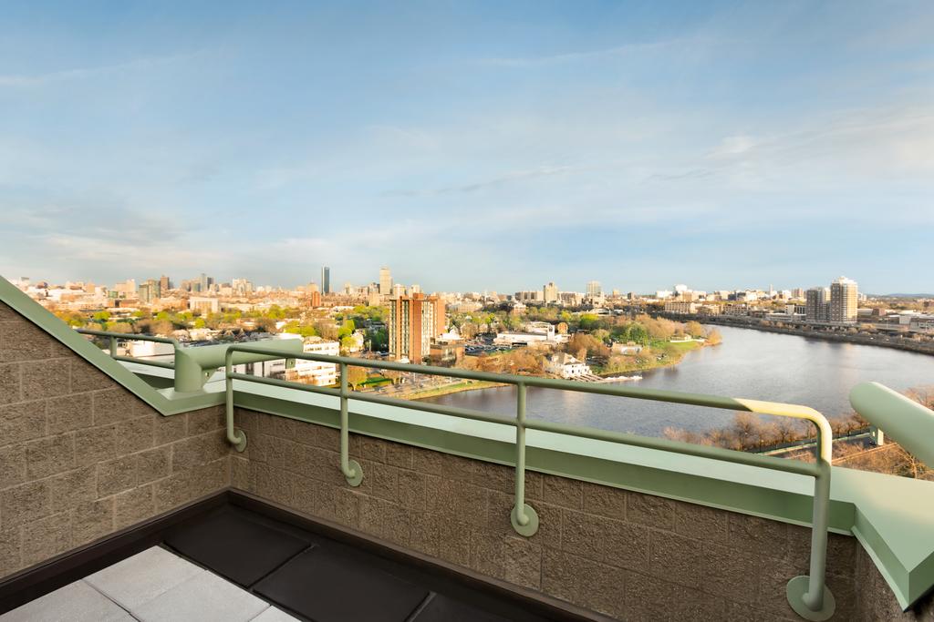 DoubleTree Suites by Hilton Hotel Boston - Cambridge - Tap to explore photos