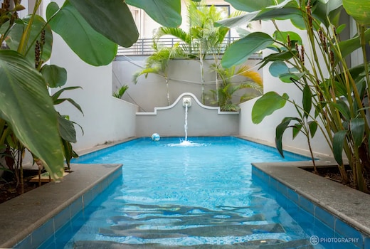 Love Story 3 BHK Villas by HNH