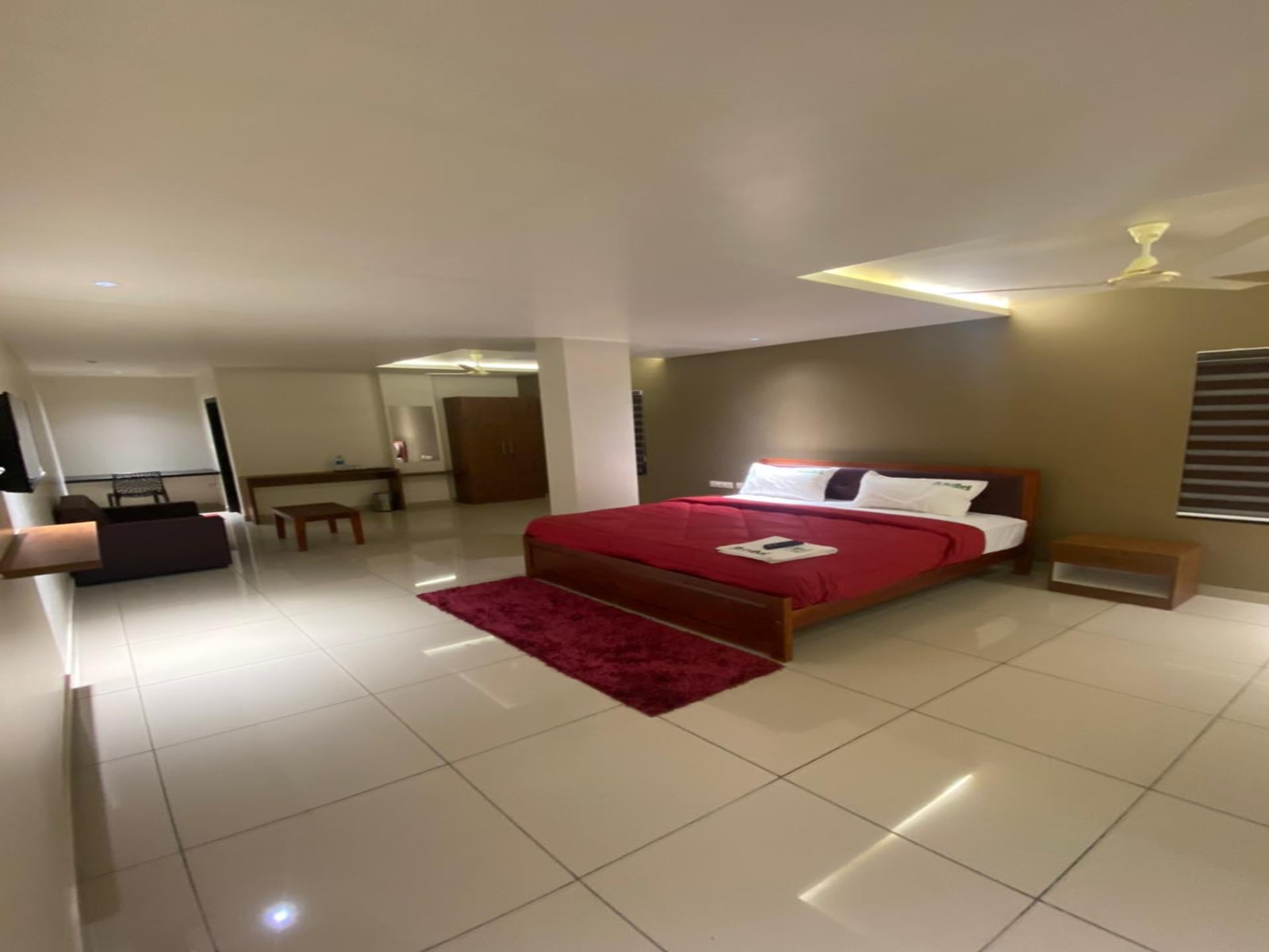 Redbell Suites Kizhisseri - Tap to explore photos