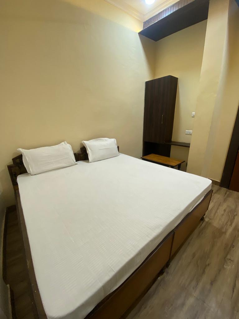 Hotel Kasturi Palace - Tap to explore photos
