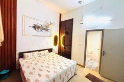 1 BHK Studio Apartment Spectrum Mall Noida 75, Noida