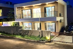 The Comfy Stays, Karjat