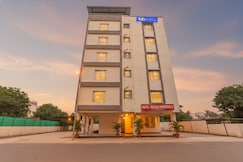 FabHotel Seven Elite, Pune
