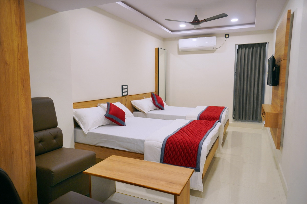 Hotel Sri Sai Krishna - Tap to explore photos