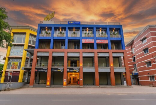 FabHotel Symphony Grand - Inside barcelona complex