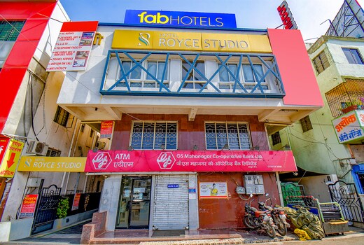 FabHotel Royce Studio Apartments - Nr. Pune International Airport