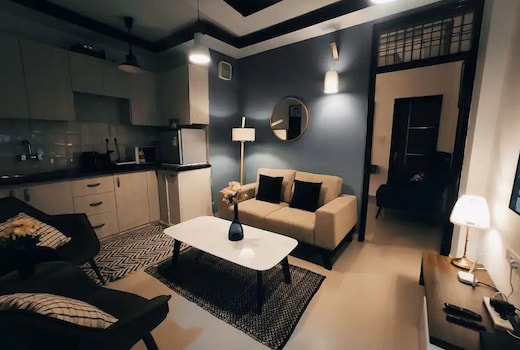 Vanilla Airport Metro Dwarka 1 BHK