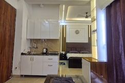The snug nest, Greater Noida