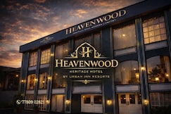 'Heavenwood Heritage Hotel By Urban Inn Resorts', Srinagar