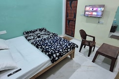 Hotel Paarvi Palace - Best hotel near Ram Mandir Ayodhya, Ayodhya