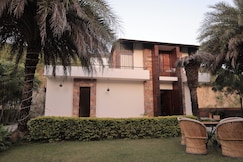 Luxury 2bhk Villa Pool Jacuzzi Garden, Udaipur