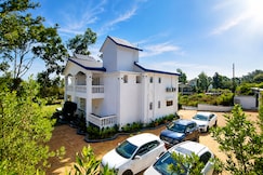 Sapphire Moonlight Villa, Satara