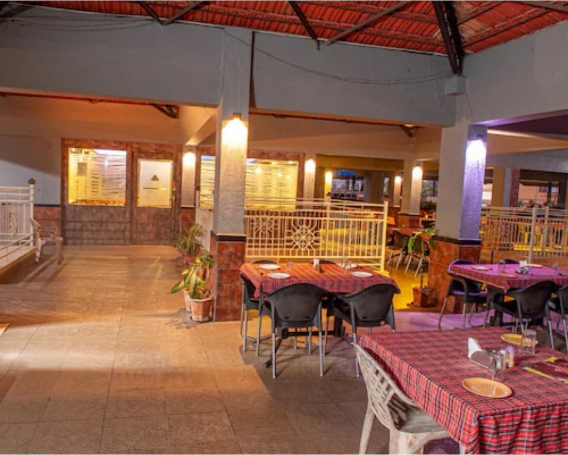 Townhouse Dharawada Taluku Formerly Shri Balaji Hotel - Tap to explore photos