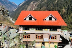 Rufina Lachen Deezong A Pure Veg Hotel, Lachen