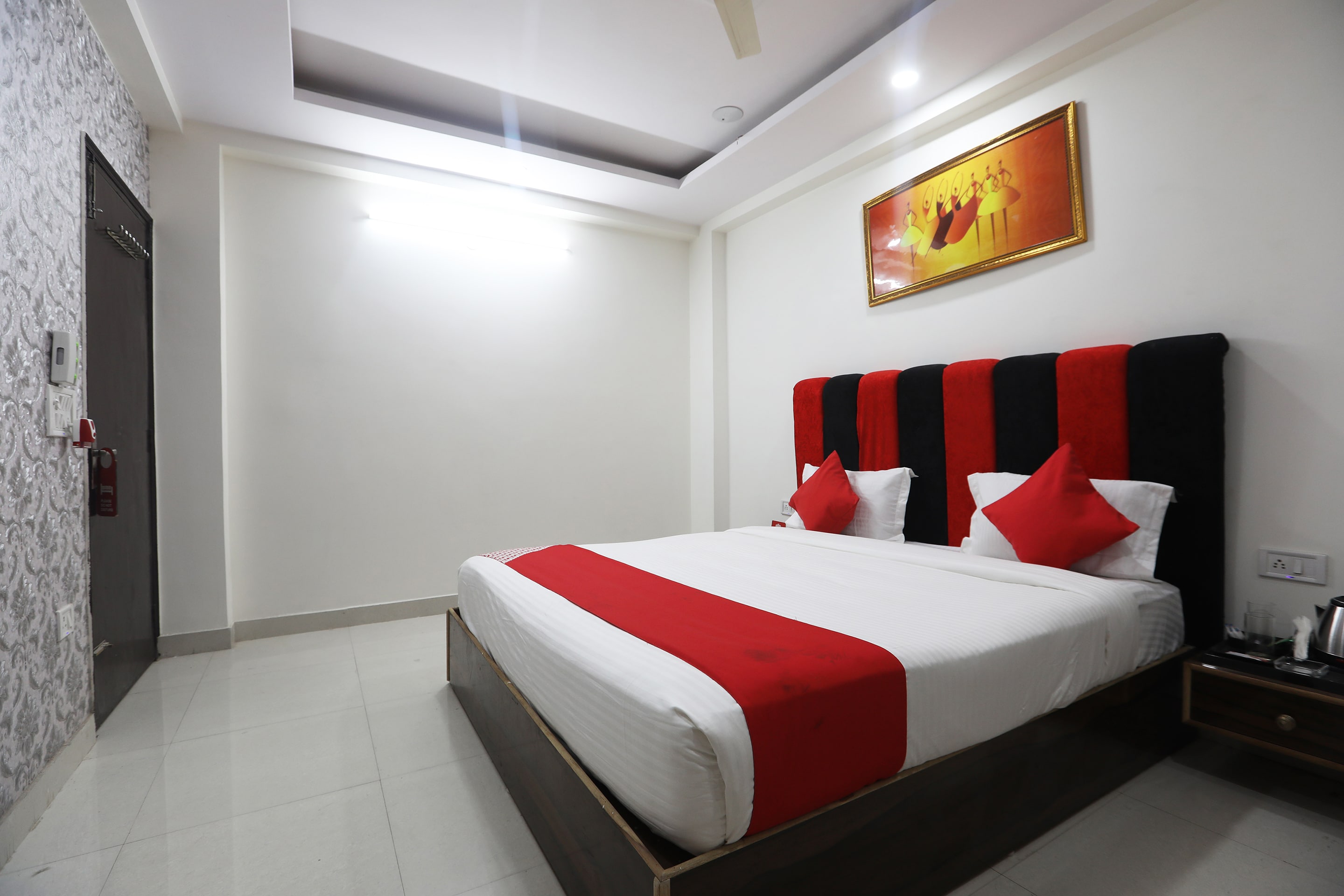 Hotel O BNB Manju Home Stay - Tap to explore photos