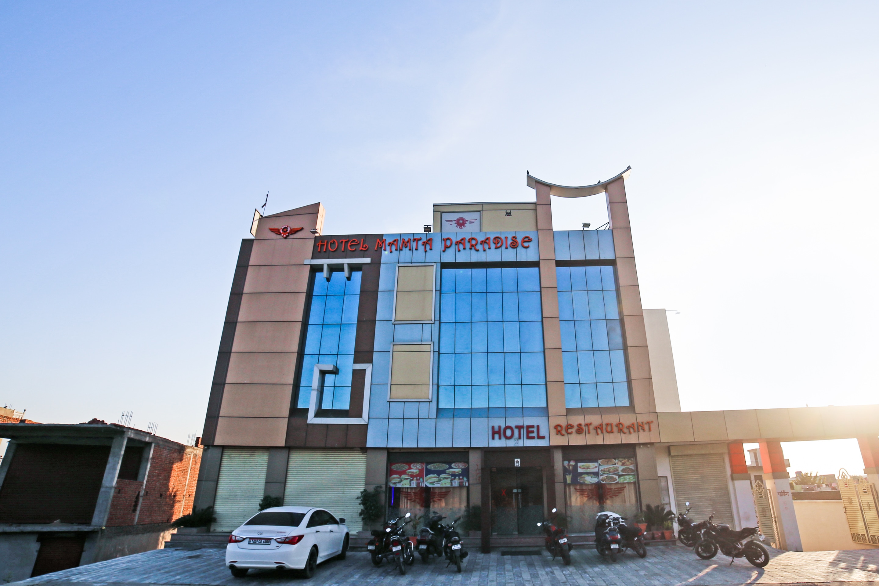 Hotel Mamta Paradise - Tap to explore photos
