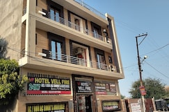 Hotel Vellfire, Lucknow