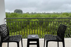 Casa Verde 2BHK Thalassa BoilerMaker, Goa