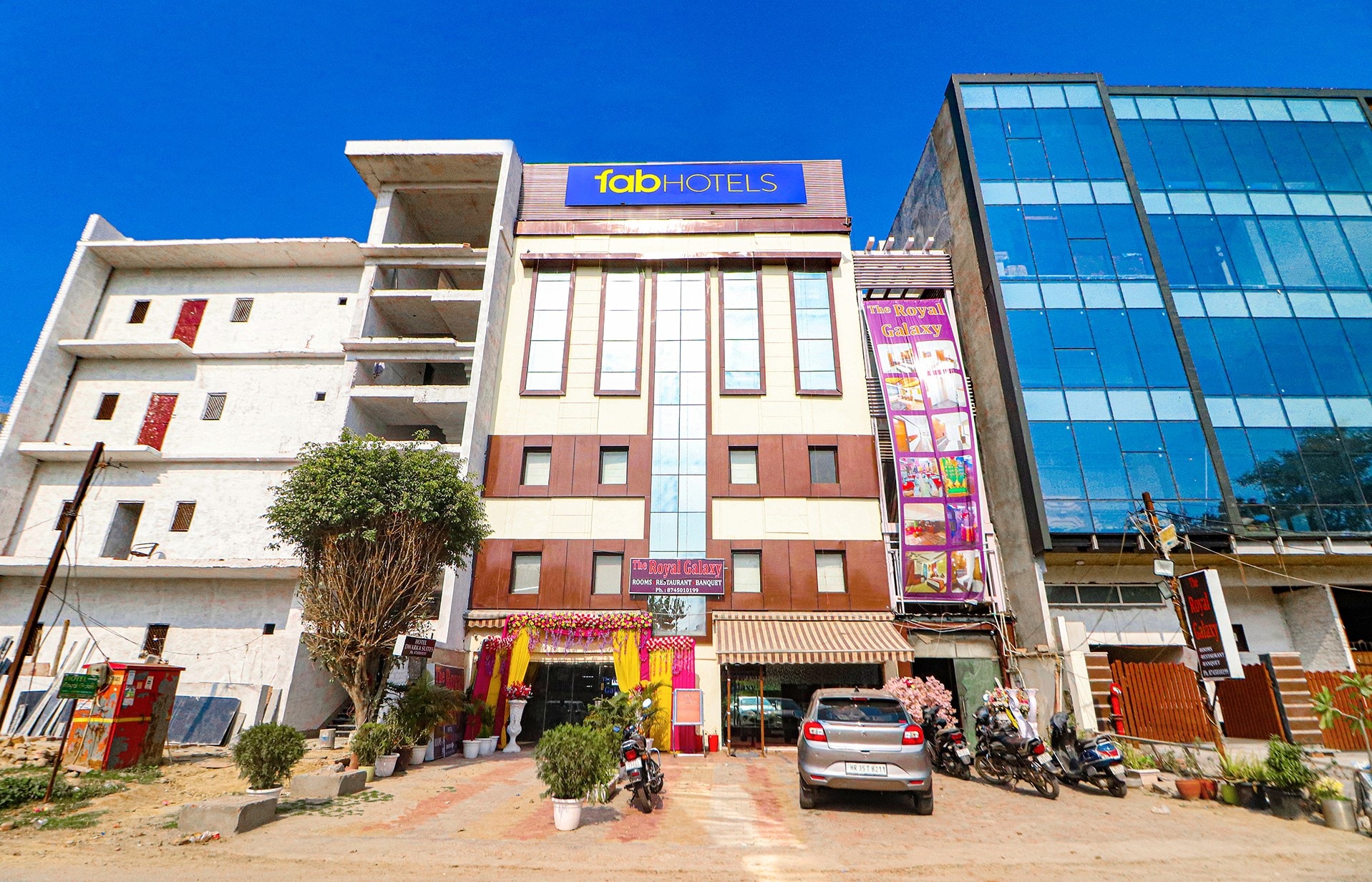 FabHotel Dwarka Suites - Nr. Yashobhoomi Convention Centre - Tap to explore photos