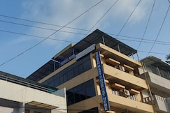 Queen Merry Tourist Home, Cochin