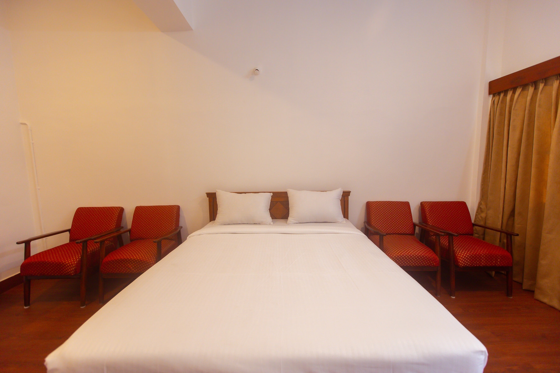Sri Ramakrishna Hotel - Tap to explore photos