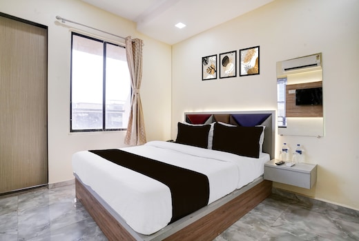 Hotel O 24/7 Residency
