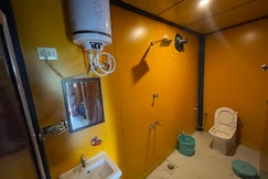 Shiva Hotel And Restaurant, Gopeshwar