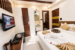 Hotel Divyanshi Inn, Varanasi
