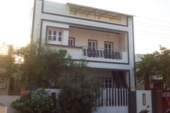 Raina's Home, Bhuj