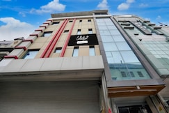 Collection O by OYO Mall Road Bathinda Formerly Hotel Galaxy, Bathinda