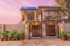 Via Ramayana Premium, Ayodhya