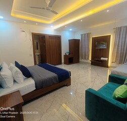 AC Double Bed Room