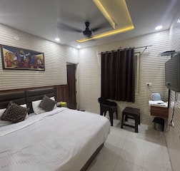 Deluxe AC Room