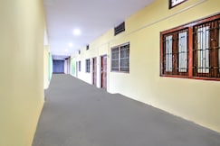 Hotel O GRAND INN, Derapur