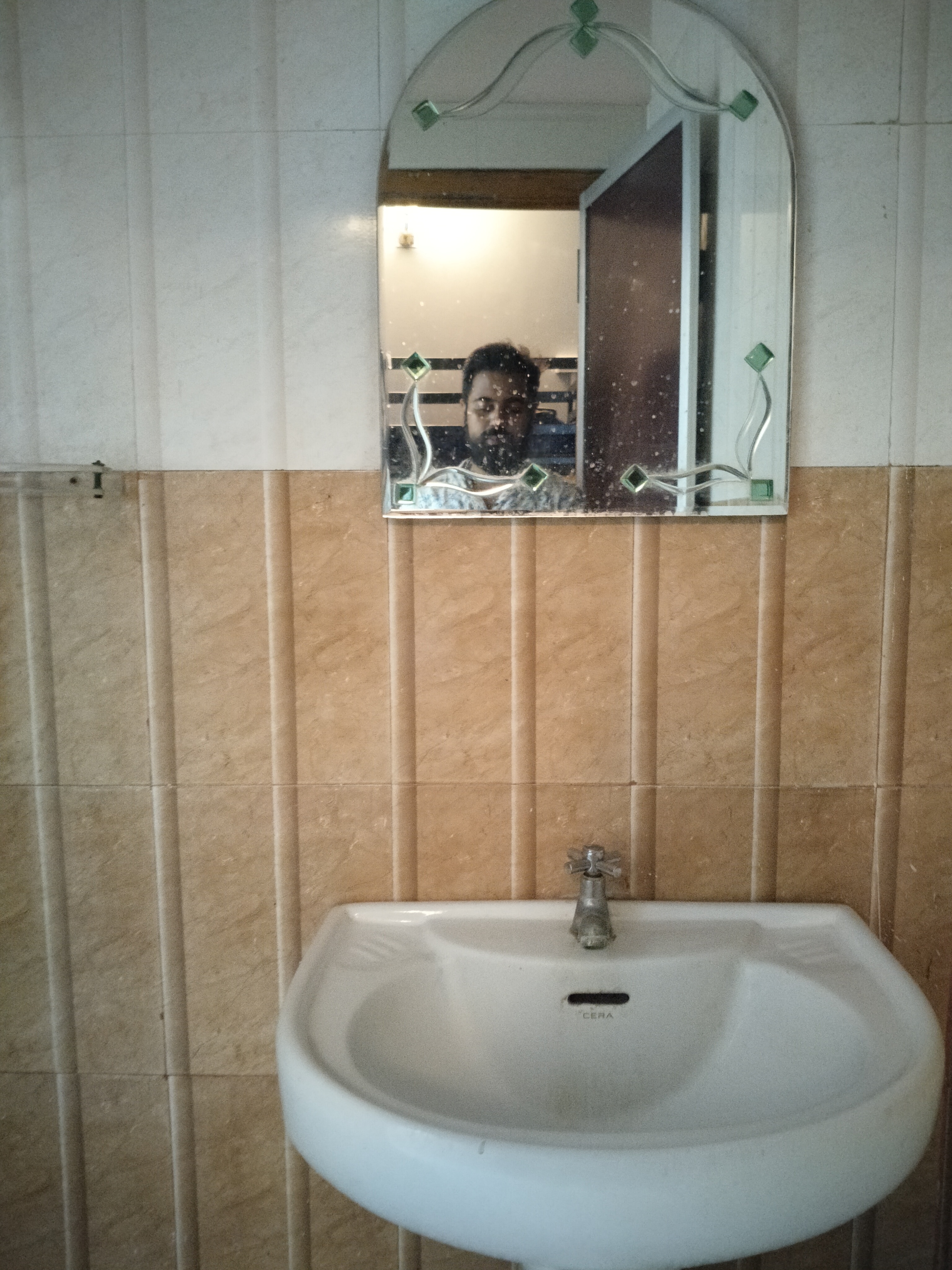 Rudra Backpackers Hostel - Tap to explore photos