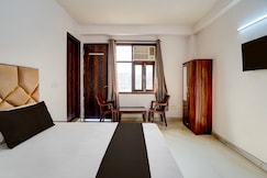 OYO 844307 Cozy Prime Rooms, Faridabad