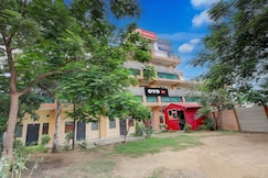 SPOT ON Hotel Dezire, Gurgaon