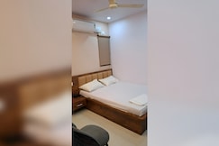 Hotel Skyline, Gaya