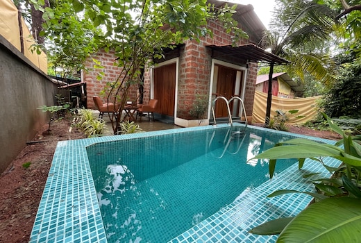 Cheerful 3-bedroom villa with Private Plunge Pool