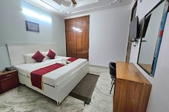 Hotel White Elephant, Noida