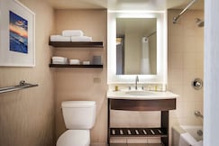 DoubleTree by Hilton Hotel San Diego - Mission Valley, Mexicali